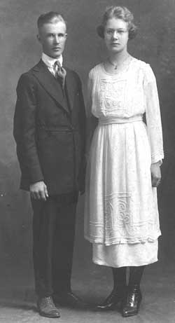 Hustard Musselfat and companion